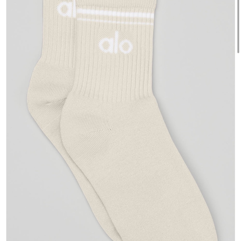ALO Yoga Unisex Throwback Sock - White